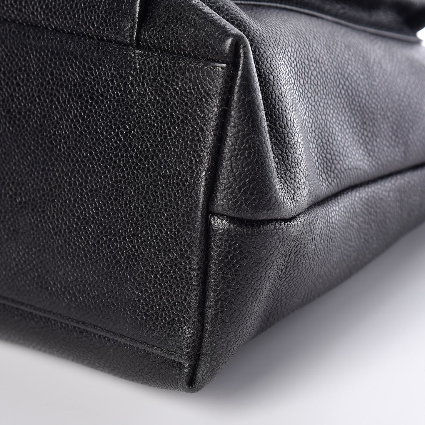 Caviar Flap Shoulder Bag Black