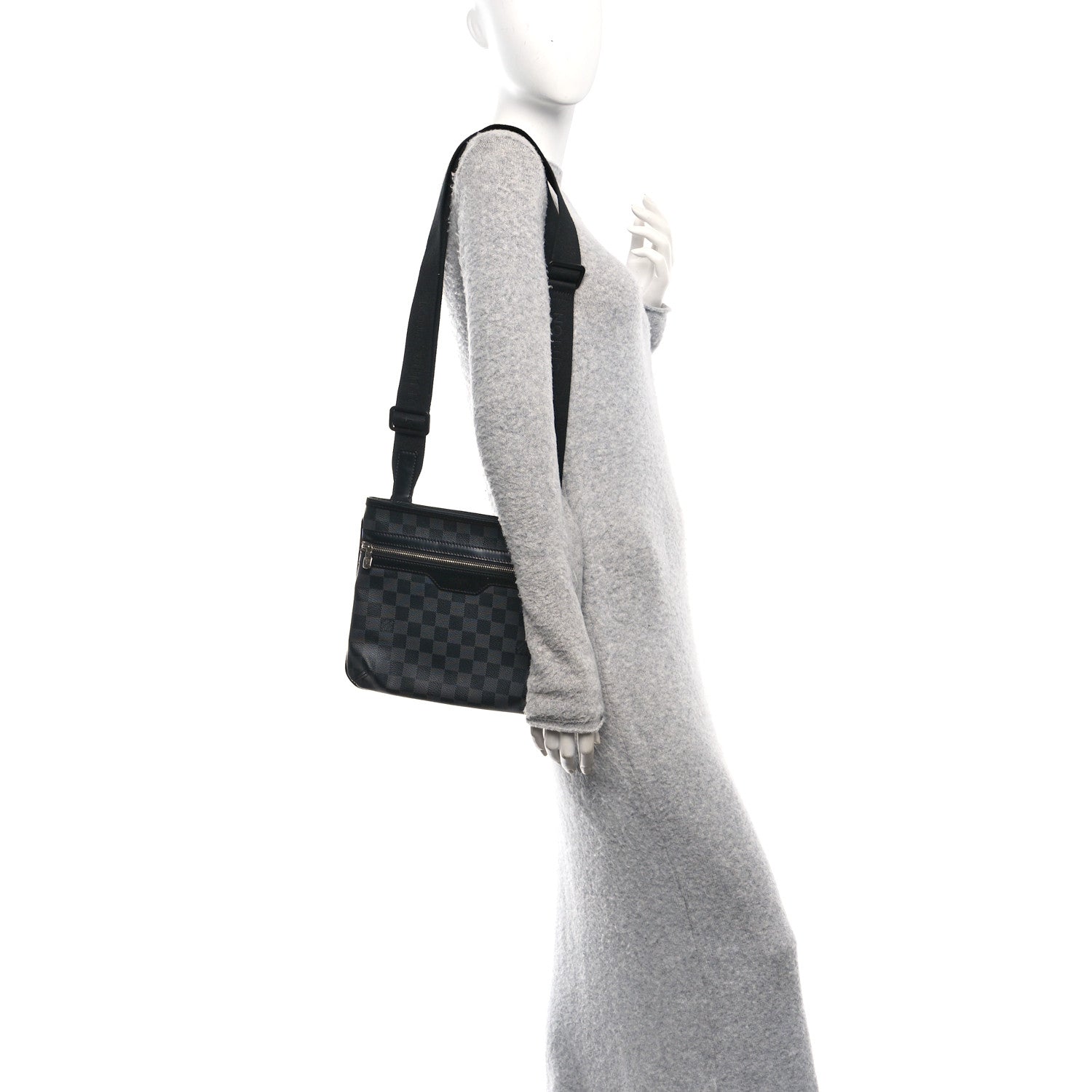 Louis Vuitton Damier Graphite Thomas 2 of 9