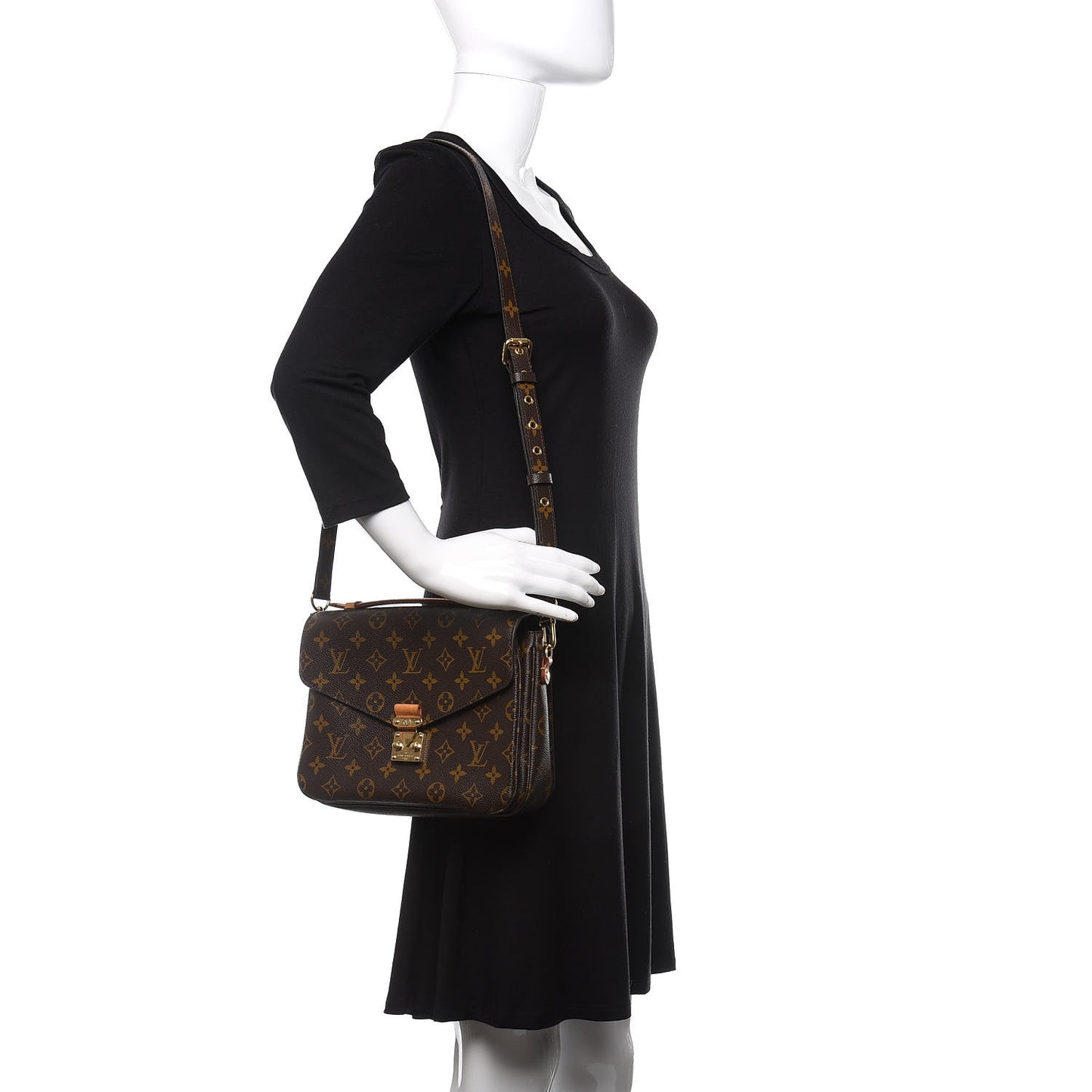 Monogram Pochette Metis