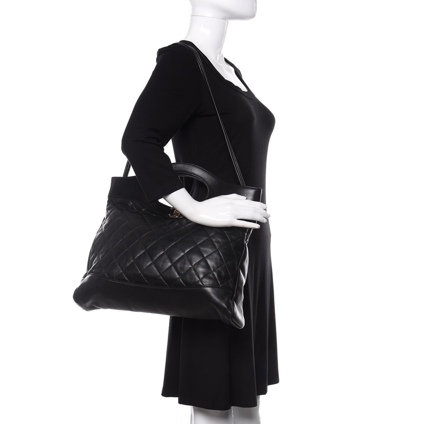 Lambskin Quilted Large 31 Shopping Bag Black