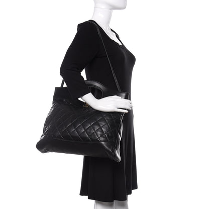 Chanel Lambskin Quilted Large 31 Shopping Bag Black 2 of 10