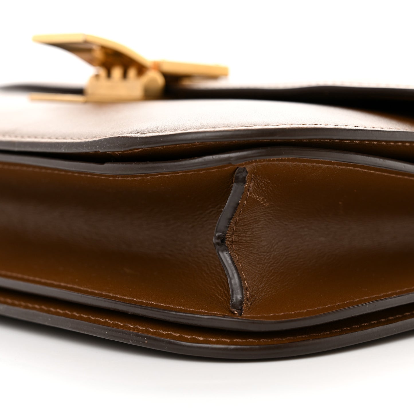 Smooth Calfskin Medium Classic Box Flap Bag Camel