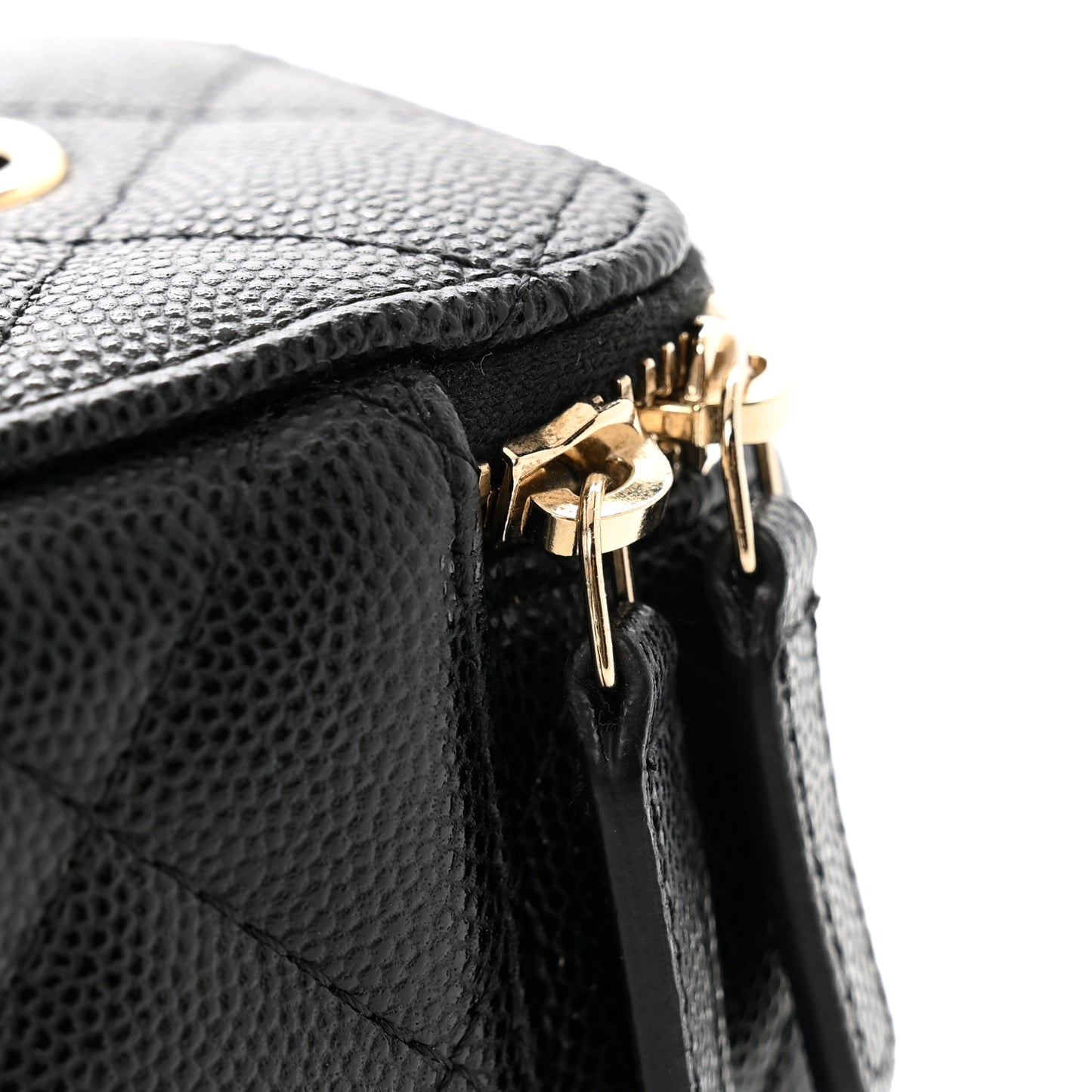 Caviar Quilted Small Vanity Case With Chain Black