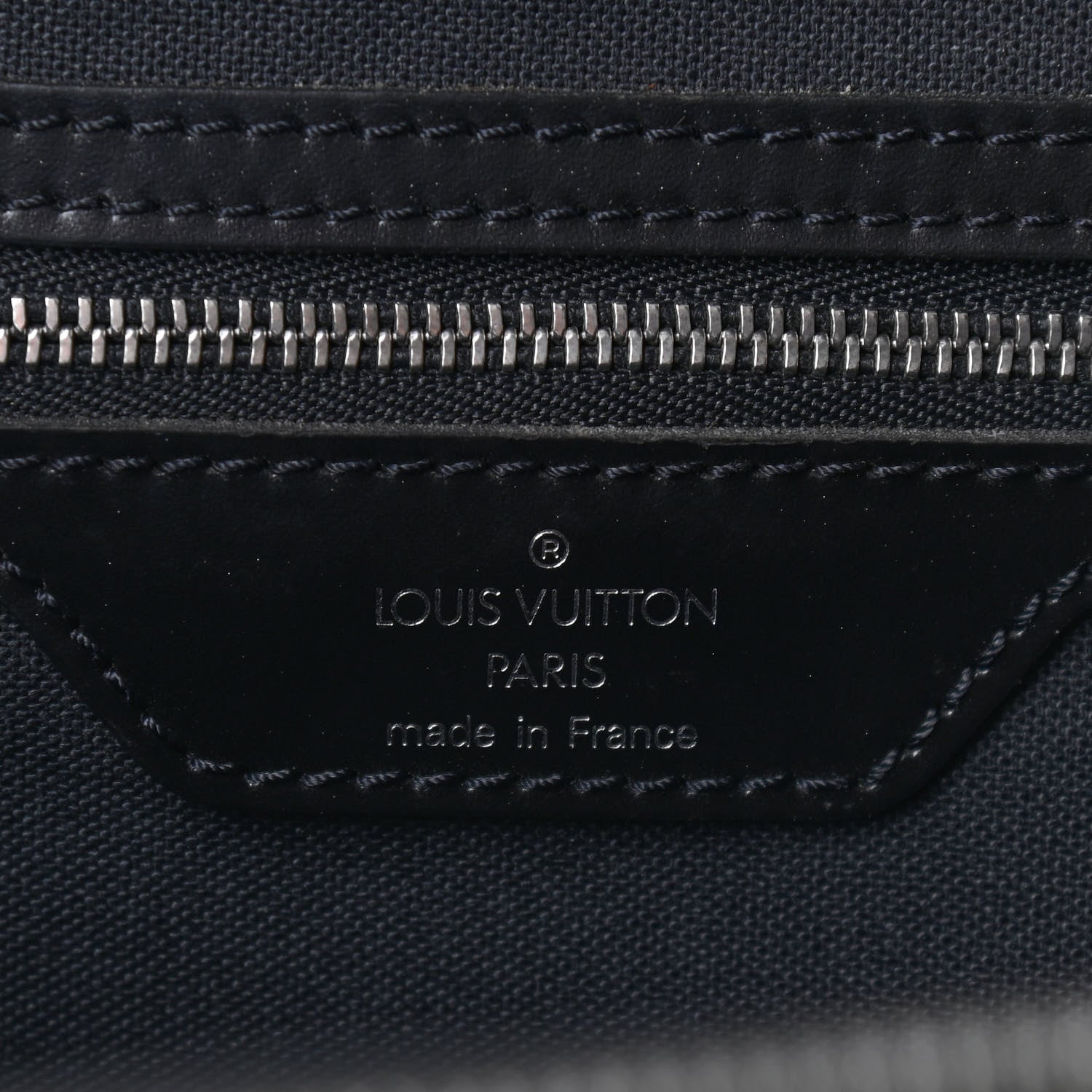 Louis Vuitton Taiga Taimyr Messenger Bag Ardoise 6 of 8