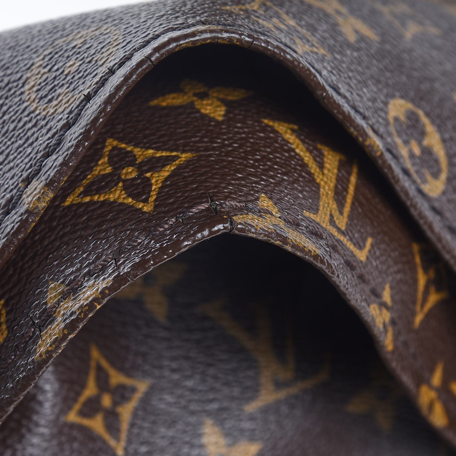 Louis Vuitton Monogram Artsy MM 11 of 12