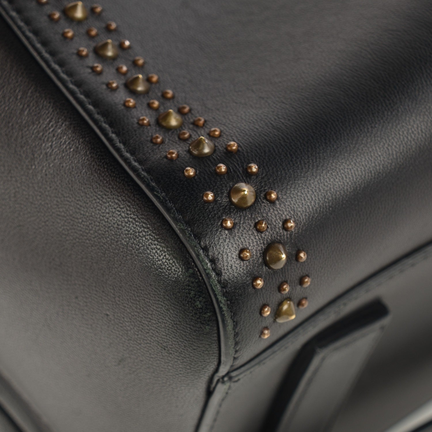 Givenchy Calfskin Medium Studded Antigona Black 2 of 12