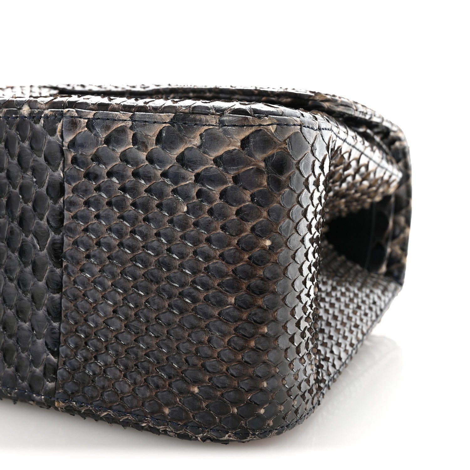 CHANEL エスパ Chanel Metallic Snakeskin Jumbo Double Flap Blue 1878801