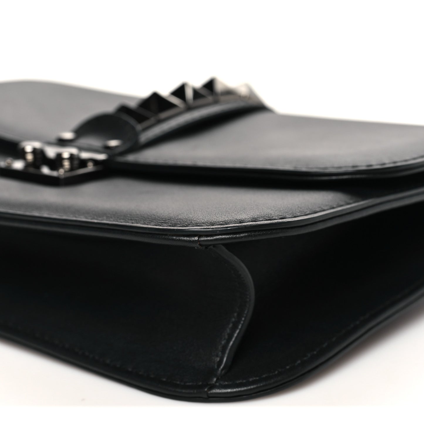 Vitello Medium Glam Lock Rockstud Flap Black