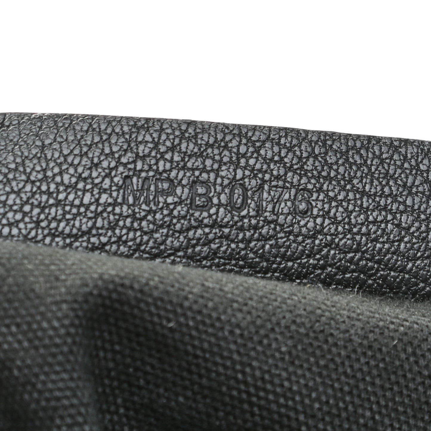 Sugar Goatskin Medium Antigona Black