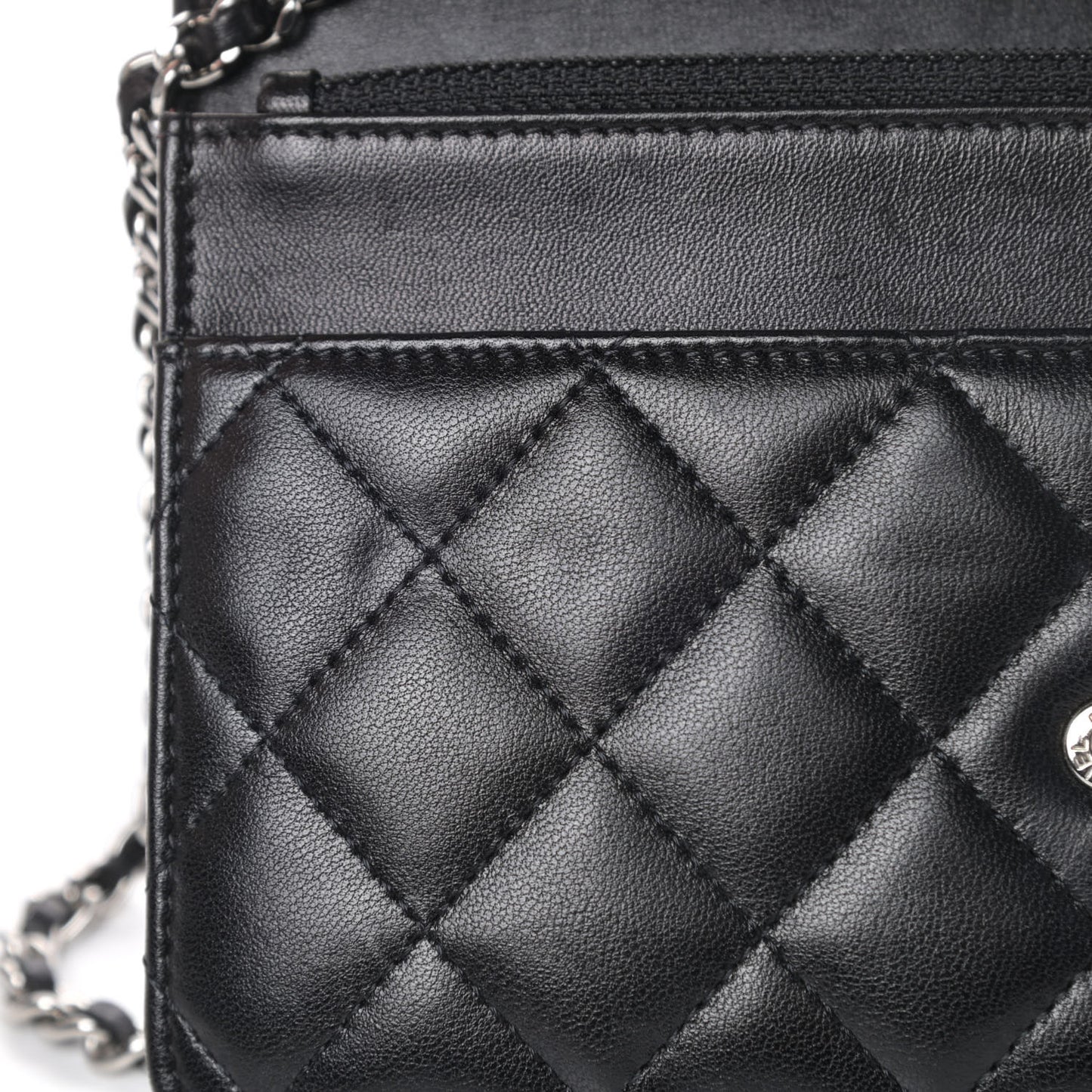 Lambskin Quilted Wallet On Chain WOC Black
