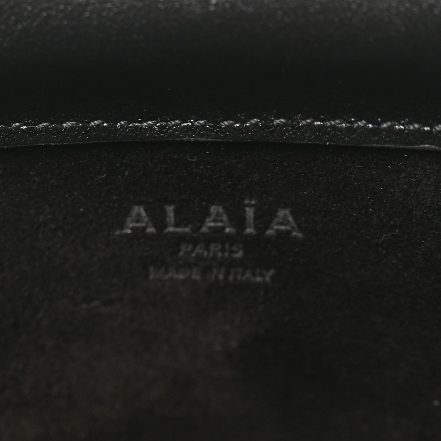 Calfskin Le Click East West Bag Black