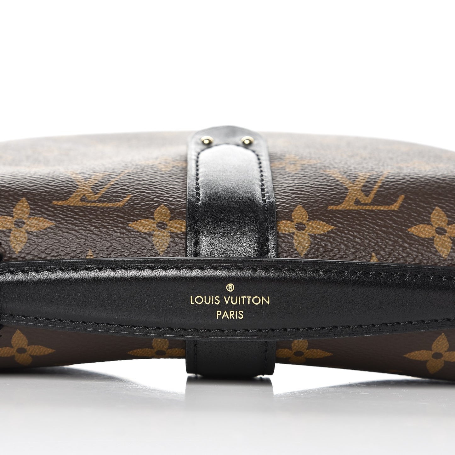 Reverse Monogram Chantilly Lock Black