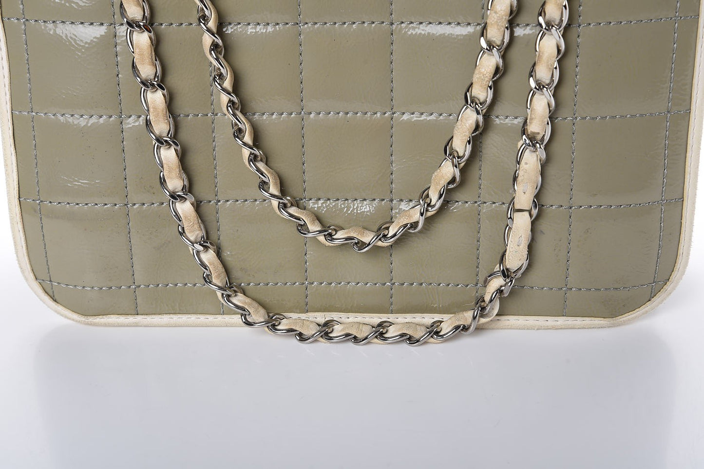 Patent Chocolate Bar Quilted Tote Khaki Beige