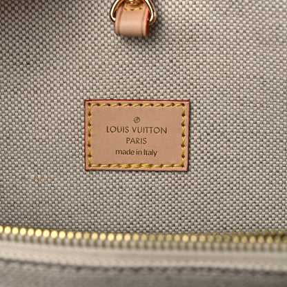 Louis Vuitton Monogram Flight Mode Onthego Voyage 7 of 10
