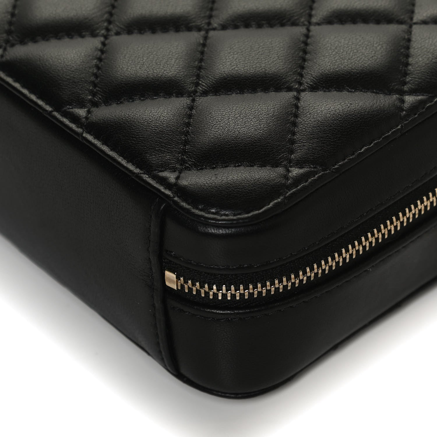 Chanel Lambskin Quilted CC Pearl Crush Camera Case Black 11 of 13