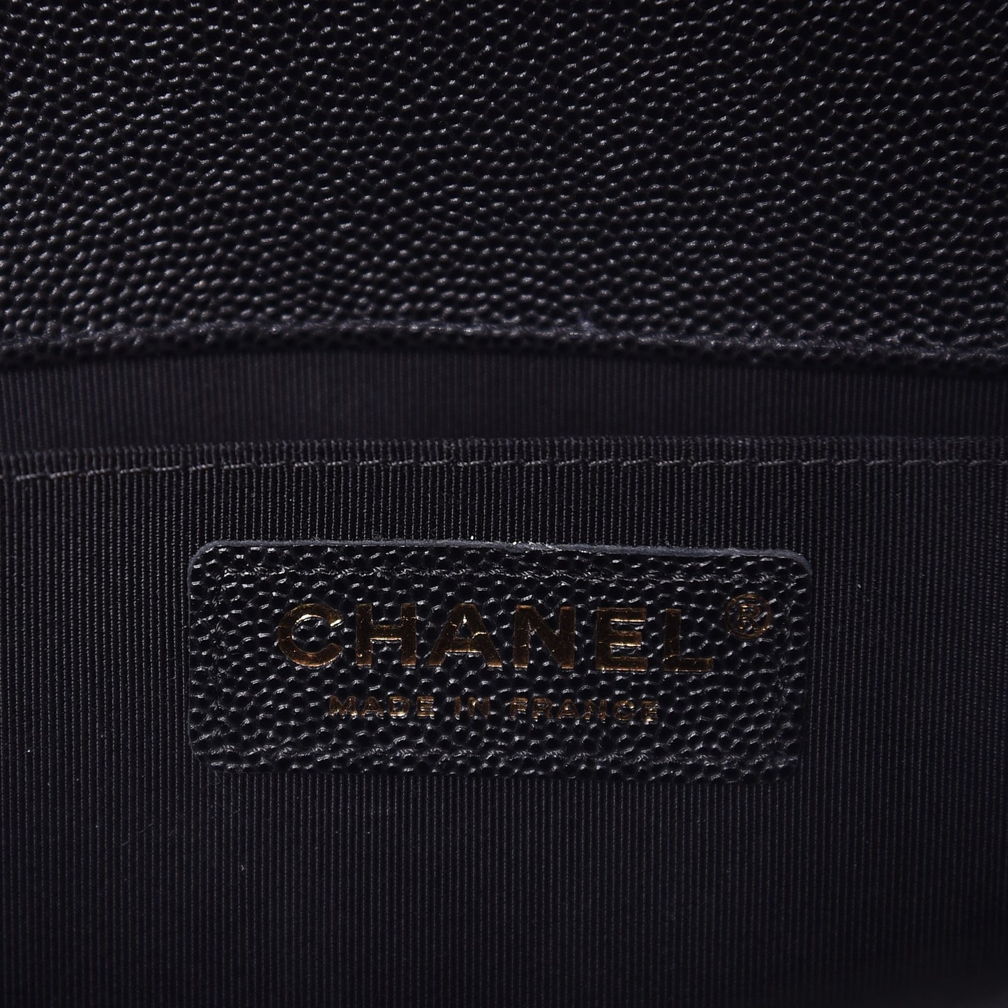 Caviar Quilted Medium Boy Flap Black