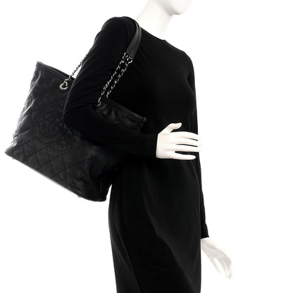 Chanel Grained Calfskin Quilted Large Daily Tote Black 2 of 8