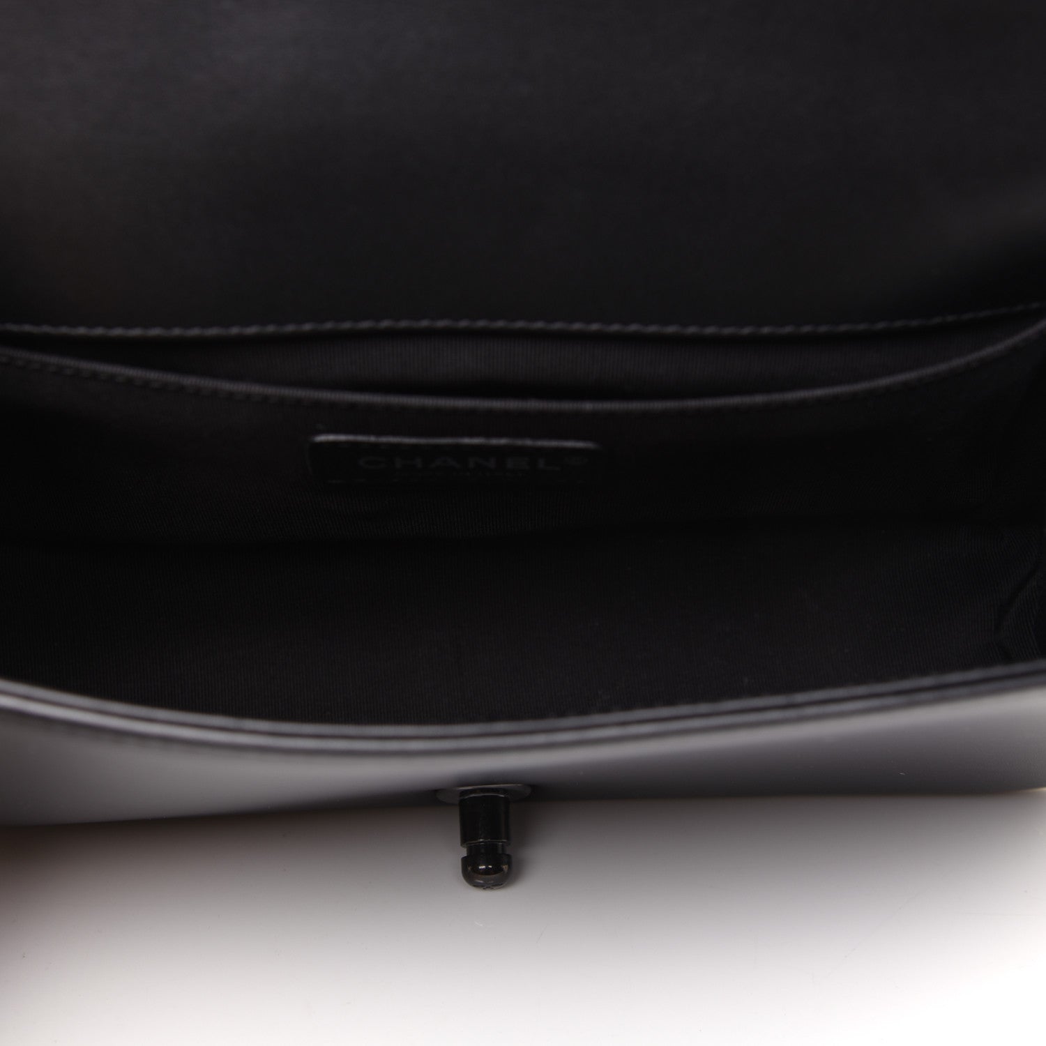 Chanel Calfskin Painted Chevron Embossed Medium Boy Flap Black 5 of 24