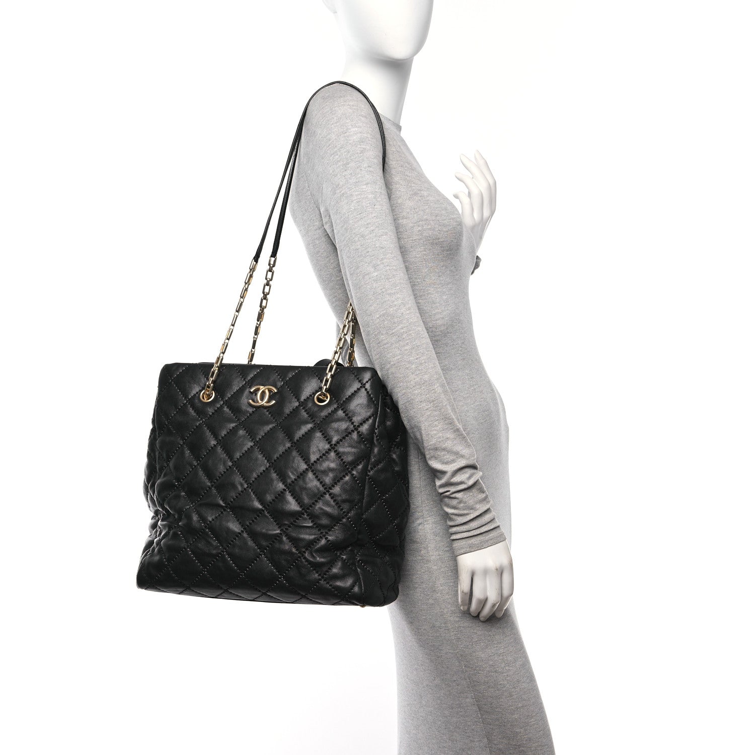 Chanel Calfskin Quilted Large Retro Chain Tote Black 2 of 10