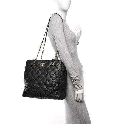 Chanel Calfskin Quilted Large Retro Chain Tote Black 2 of 10