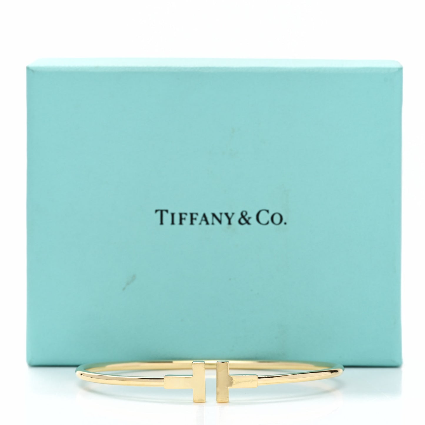 18K Yellow Gold T Wire Bracelet