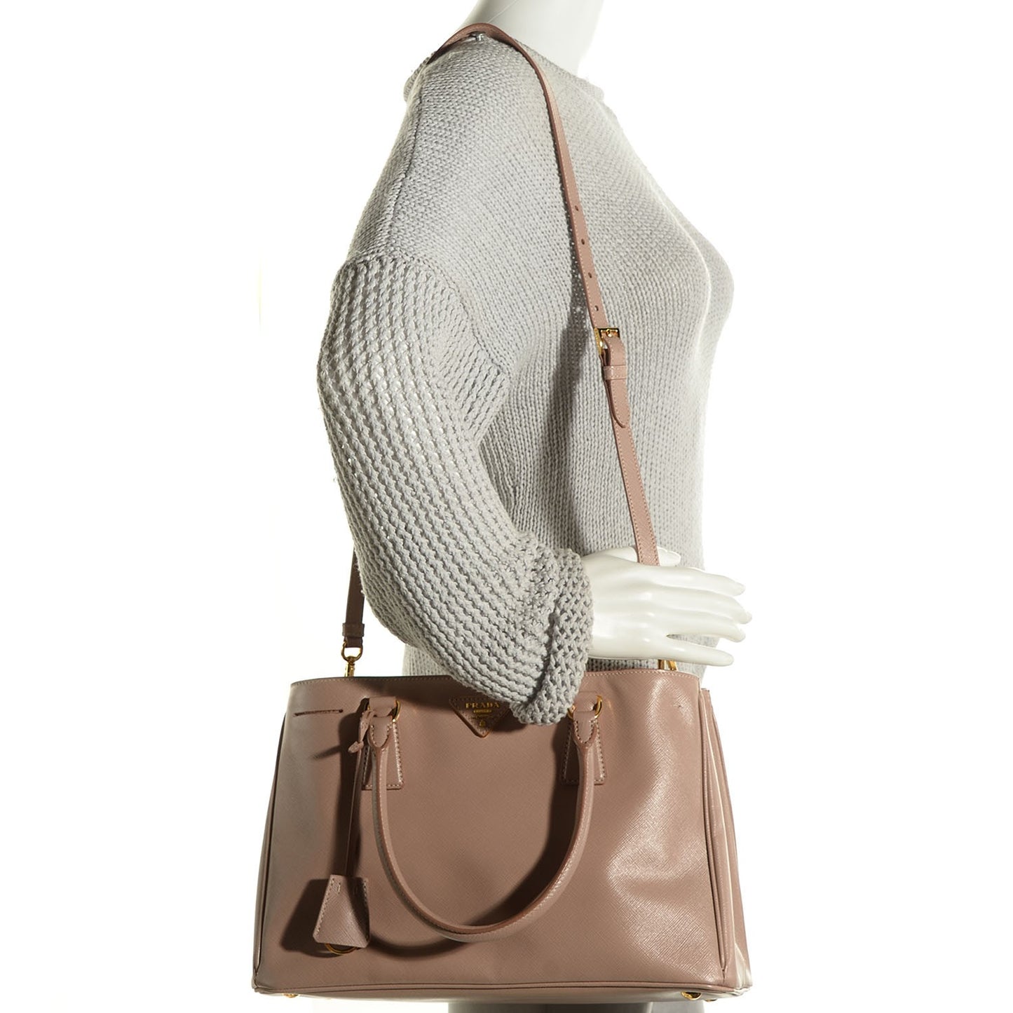 Saffiano Lux Medium Tote Cammeo