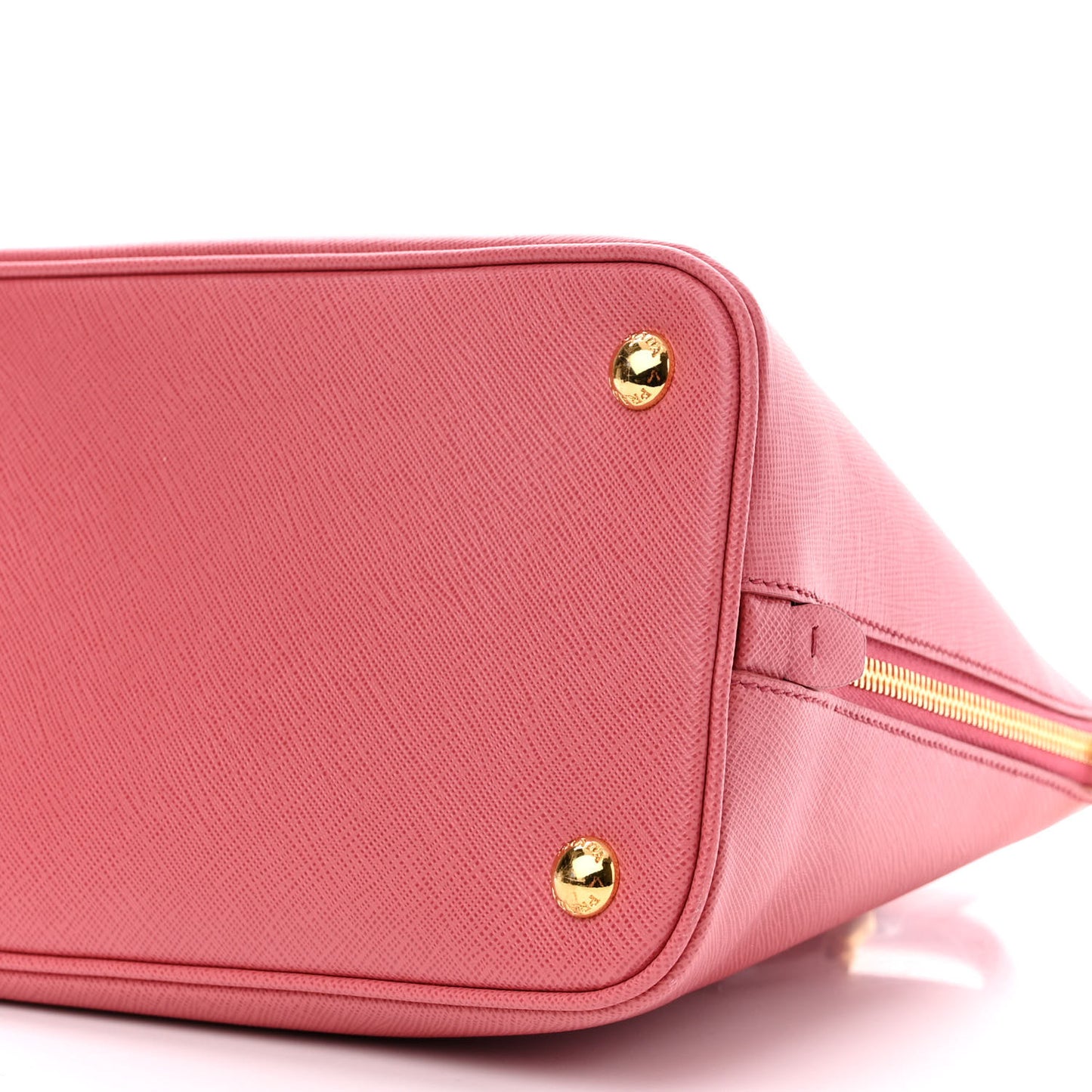 Saffiano Lux Medium Promenade Tote Tamaris