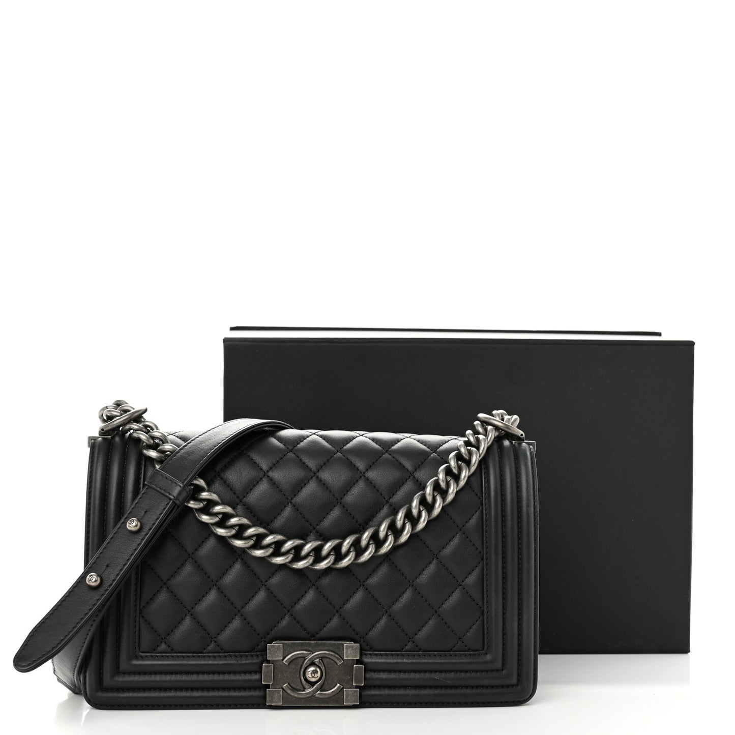 Calfskin Quilted Medium Boy Flap Black