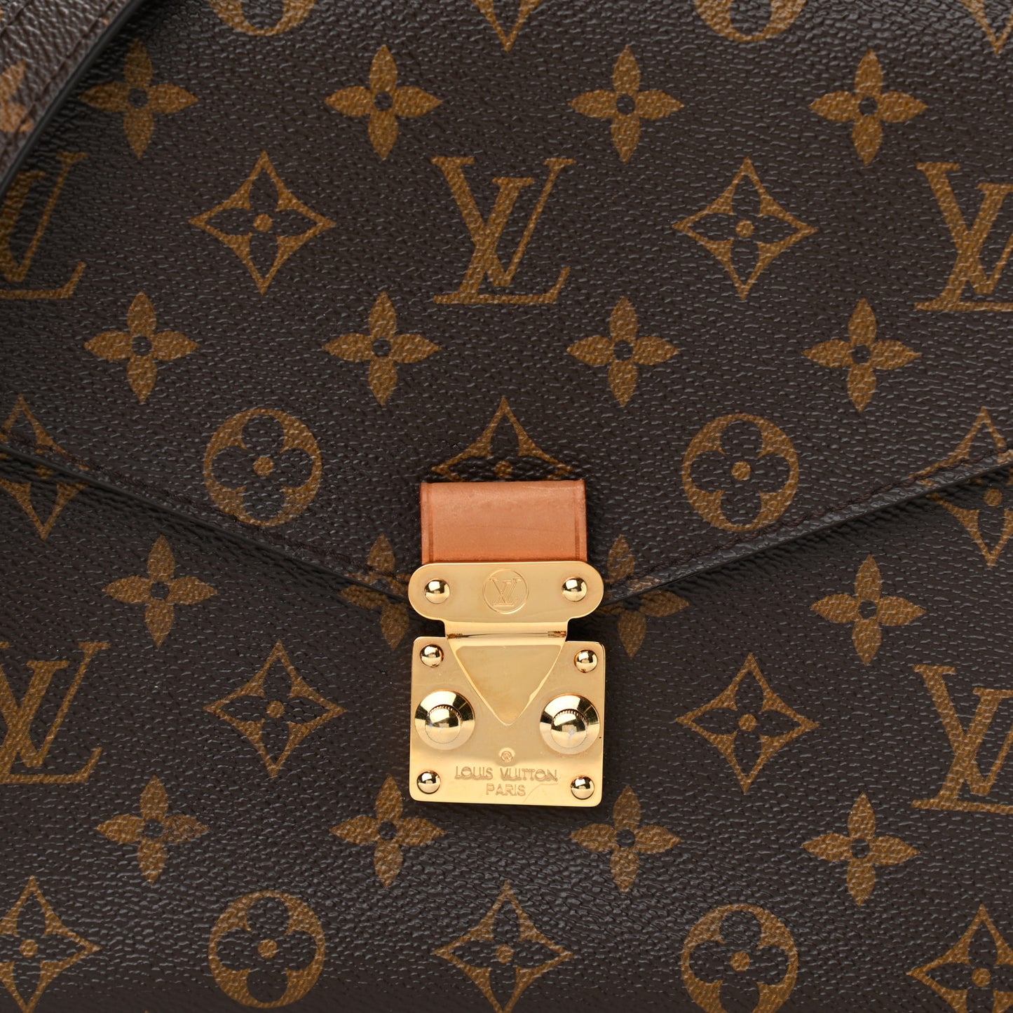 Monogram Pochette Metis