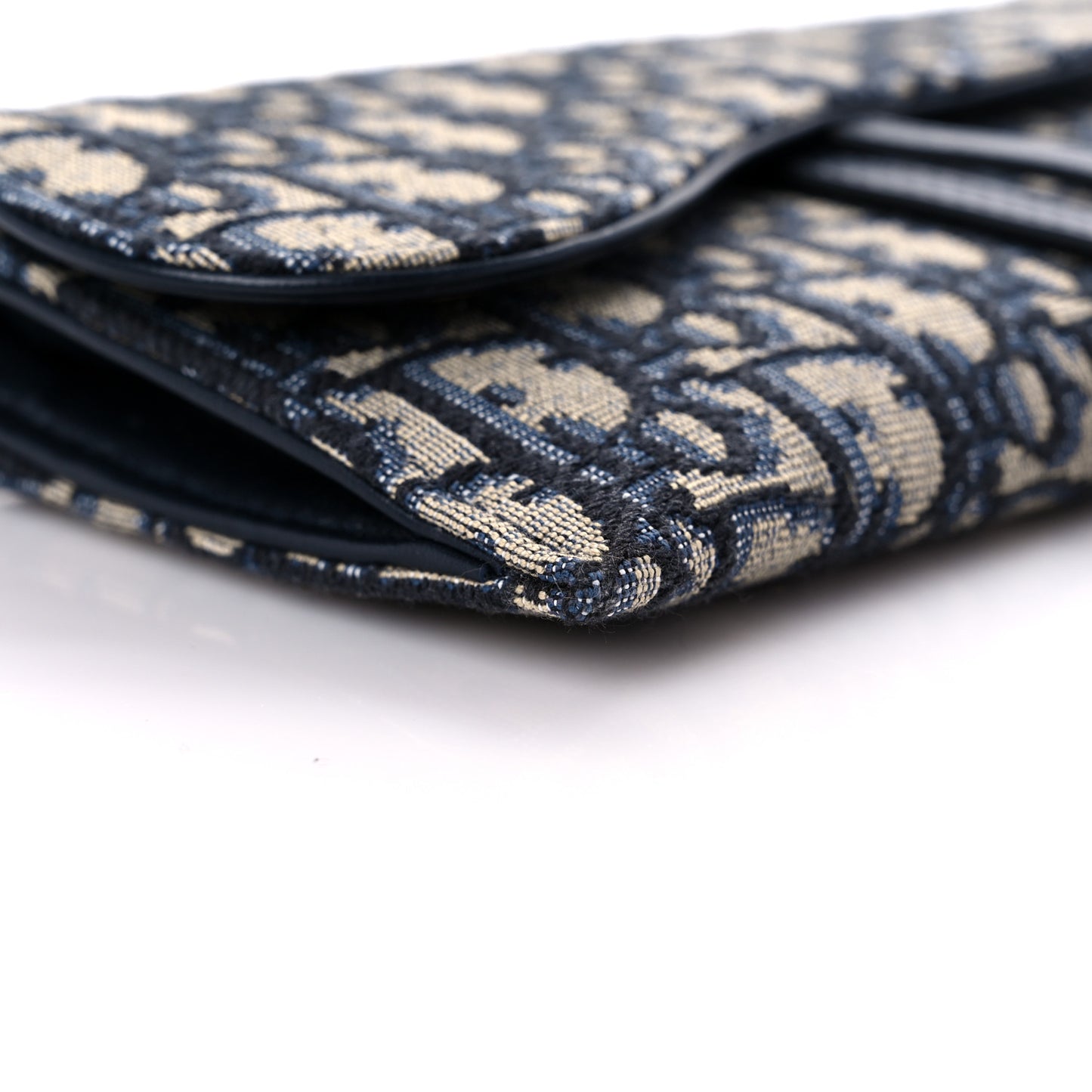 Oblique Saddle Chain Long Wallet Blue