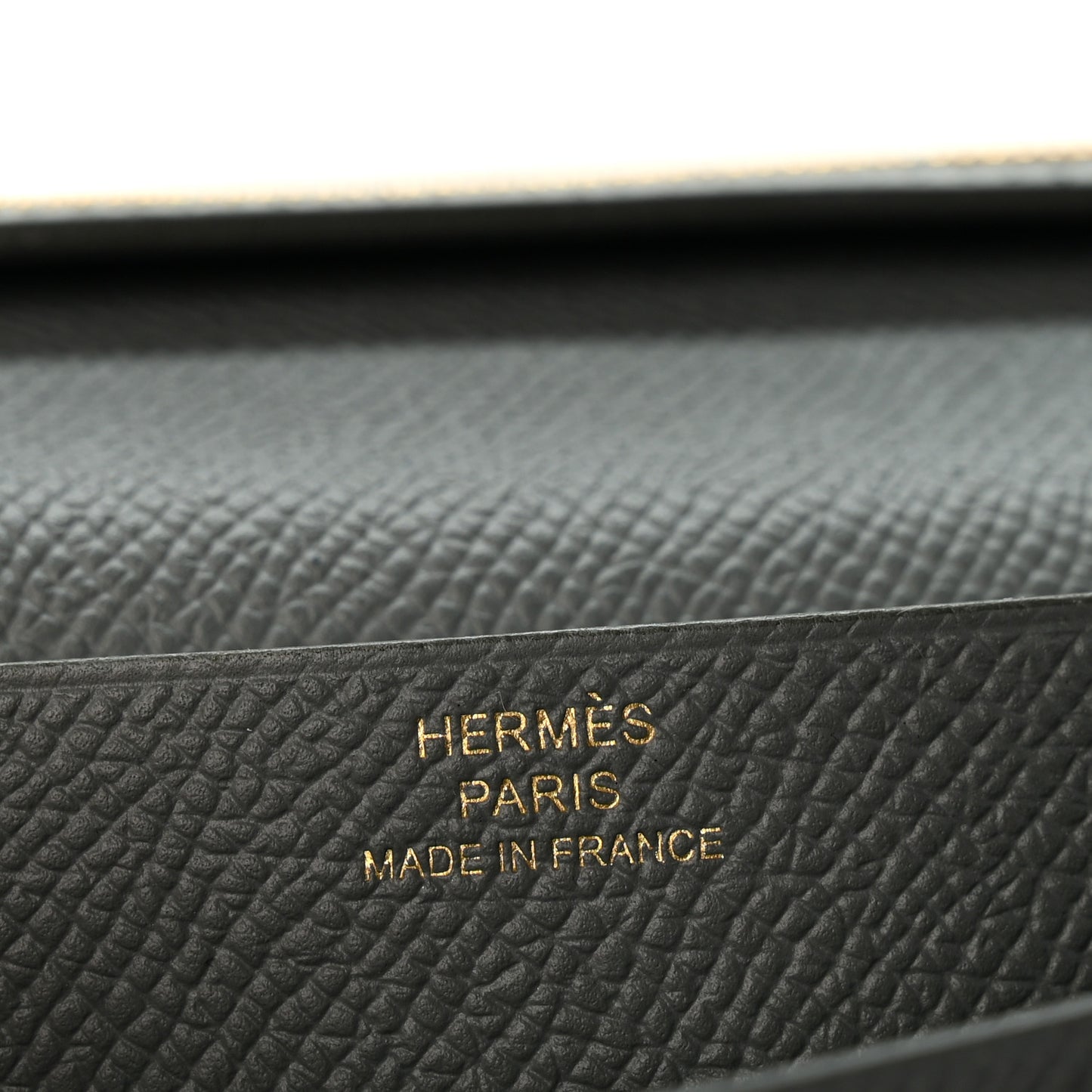 Epsom Bearn Gusset Wallet Vert Amande