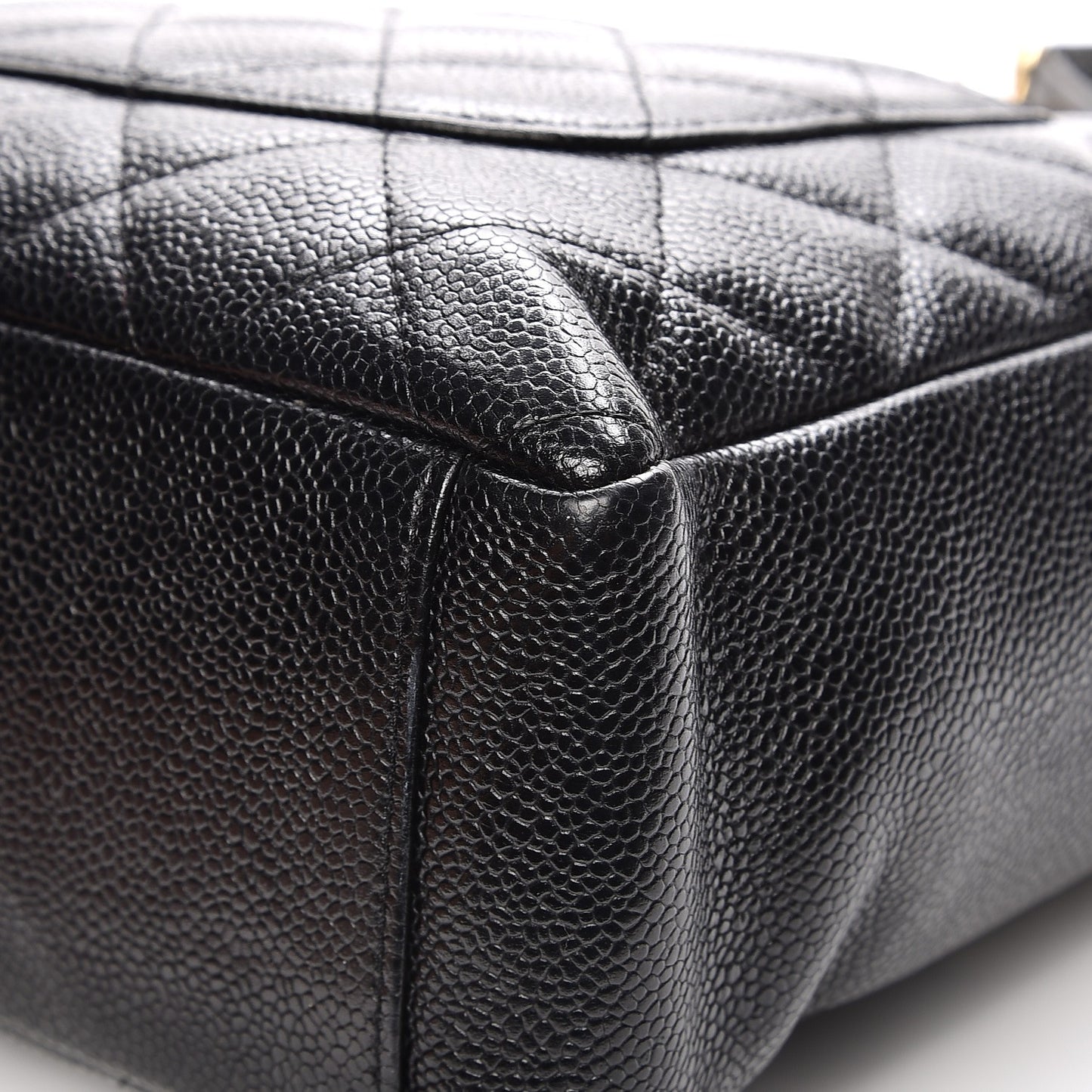 Caviar Quilted Petit Shopping Tote PST Black