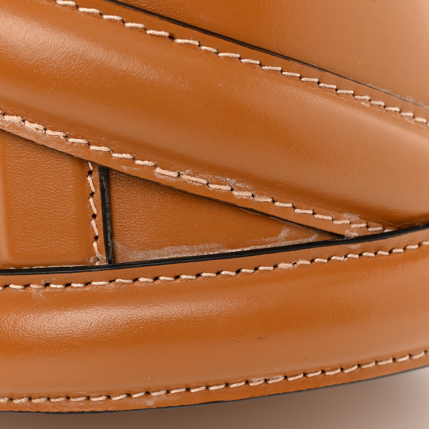 Calfskin The Curve Small Shoulder Bag Tan