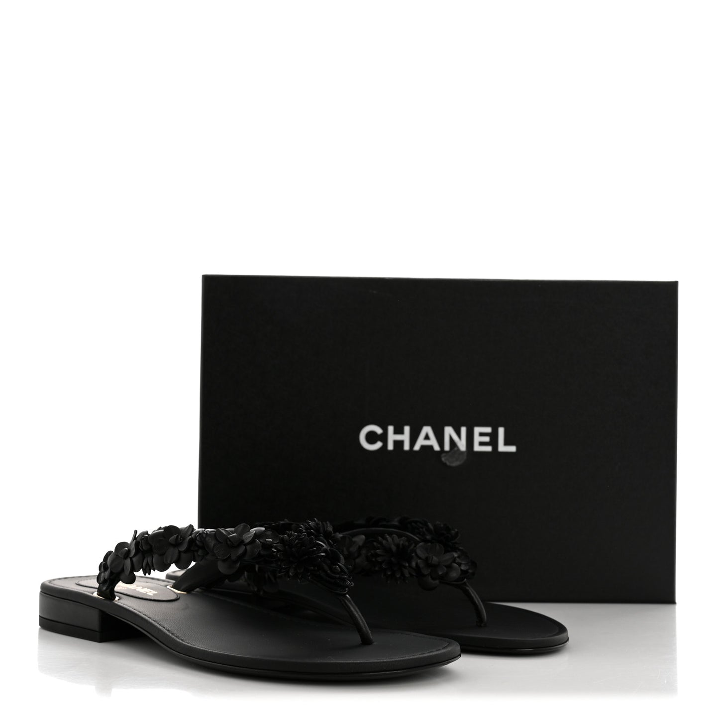 Lambskin Camellia Thong Sandals 38.5 Black