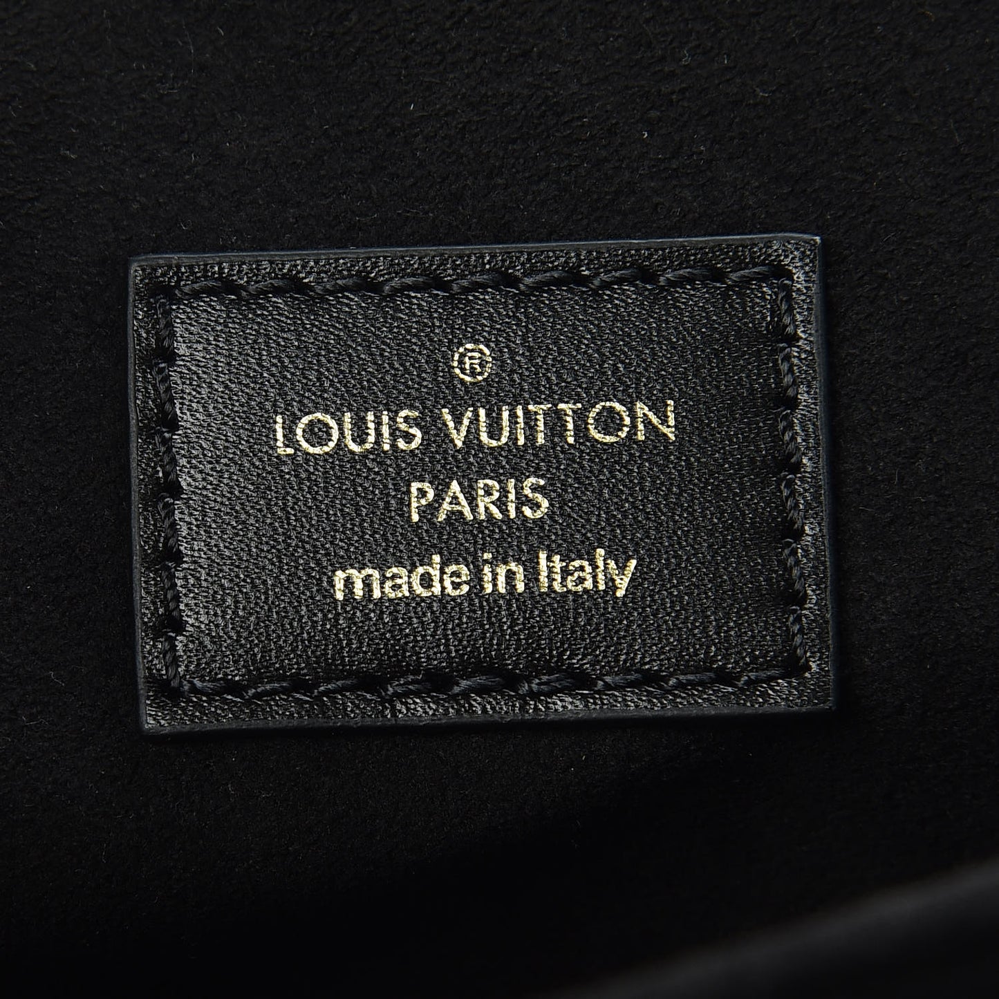 Reverse Monogram Pochette Metis
