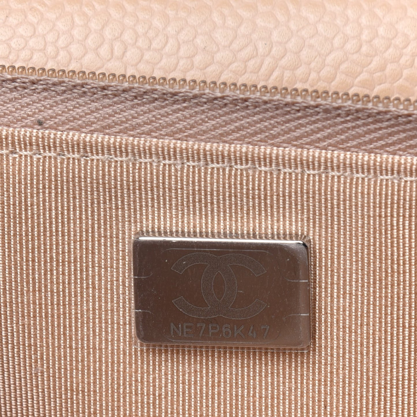 Caviar Quilted Wallet On Chain WOC Beige