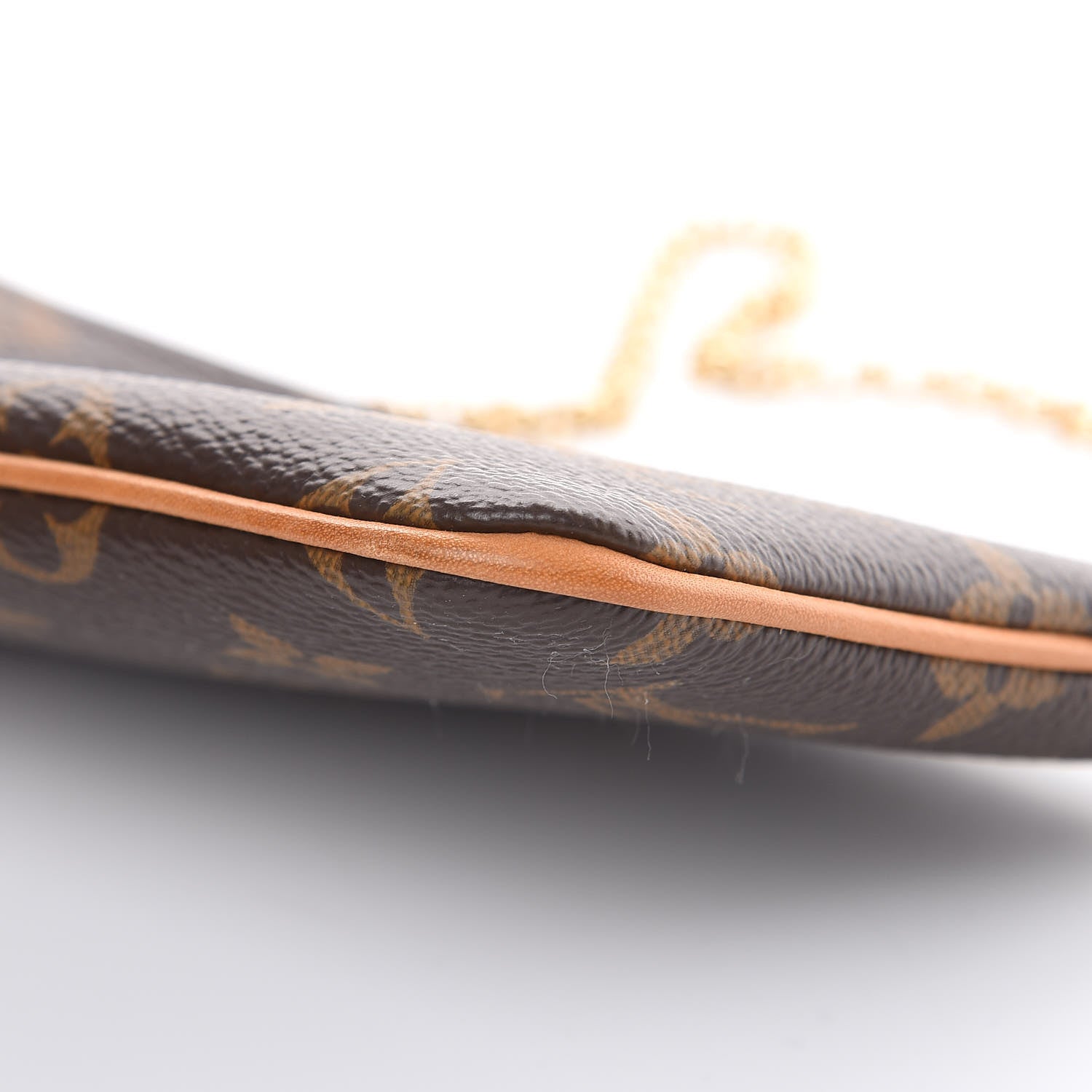 Louis Vuitton Monogram Pochette Milla MM 9 of 9