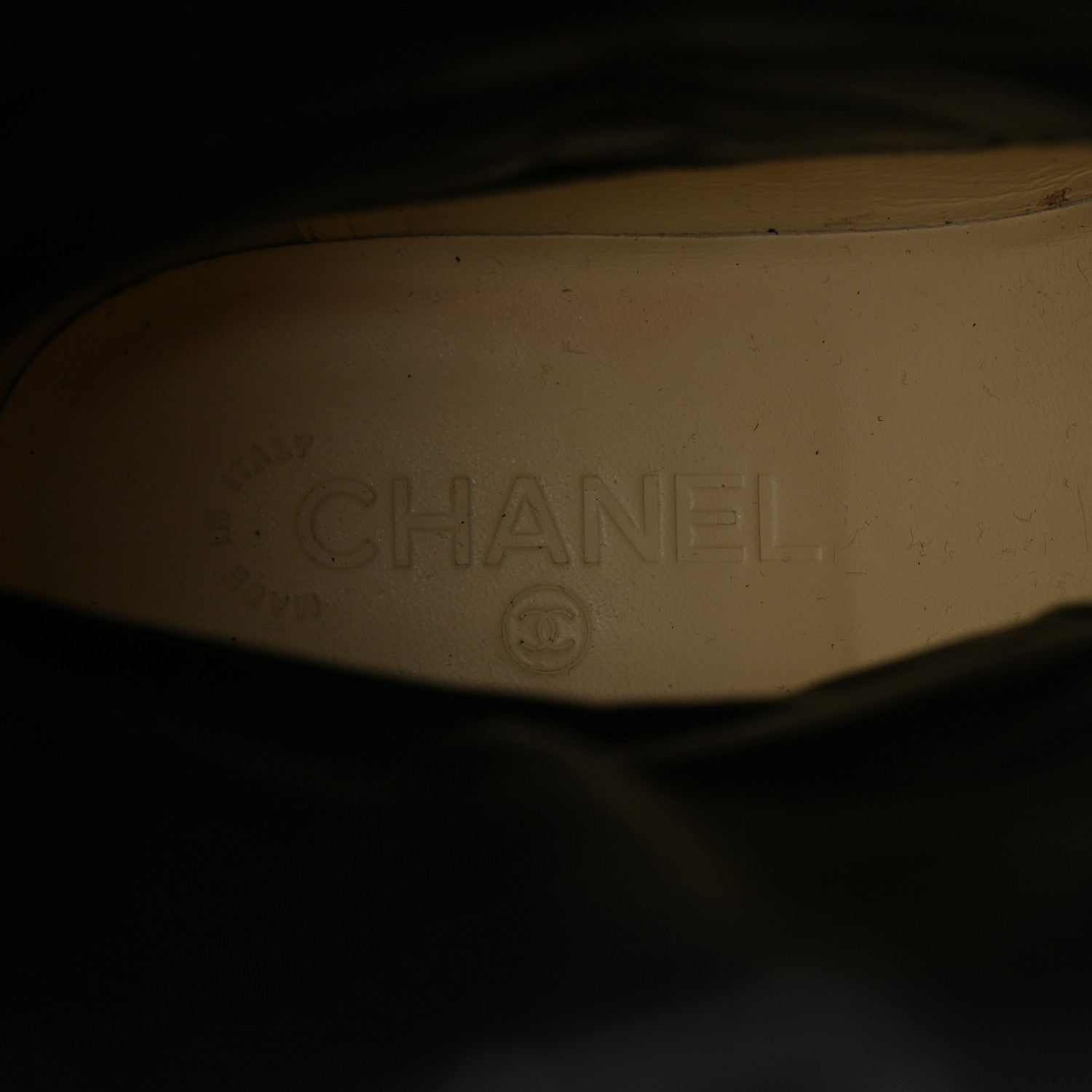 Chanel Oily Calfskin Star Quilted Biker Boots 39.5 Black 7 of 11