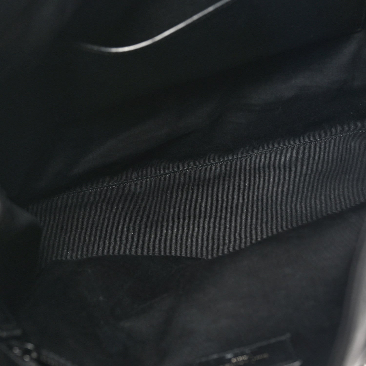 Saint Laurent Crinkled Calfskin Matelasse Monogram Large Niki Shopper Tote Black 5 of 10