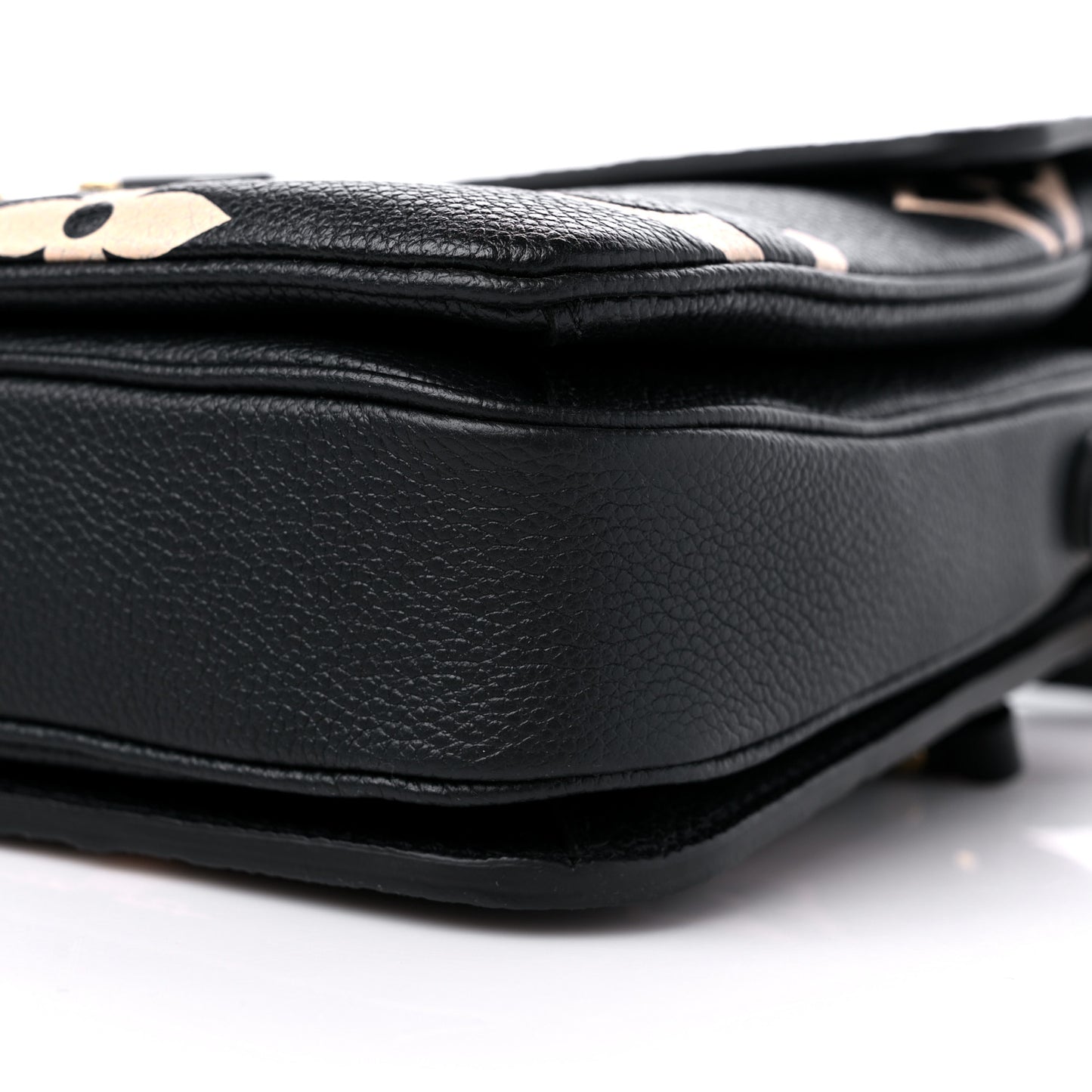 Empreinte Monogram Giant Pochette Metis Black Beige