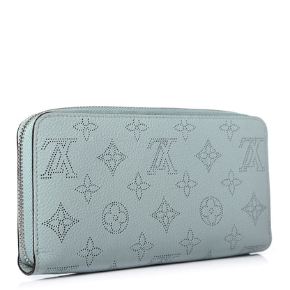 Louis Vuitton Mahina Zippy Wallet Vert Lagon 2 of 4