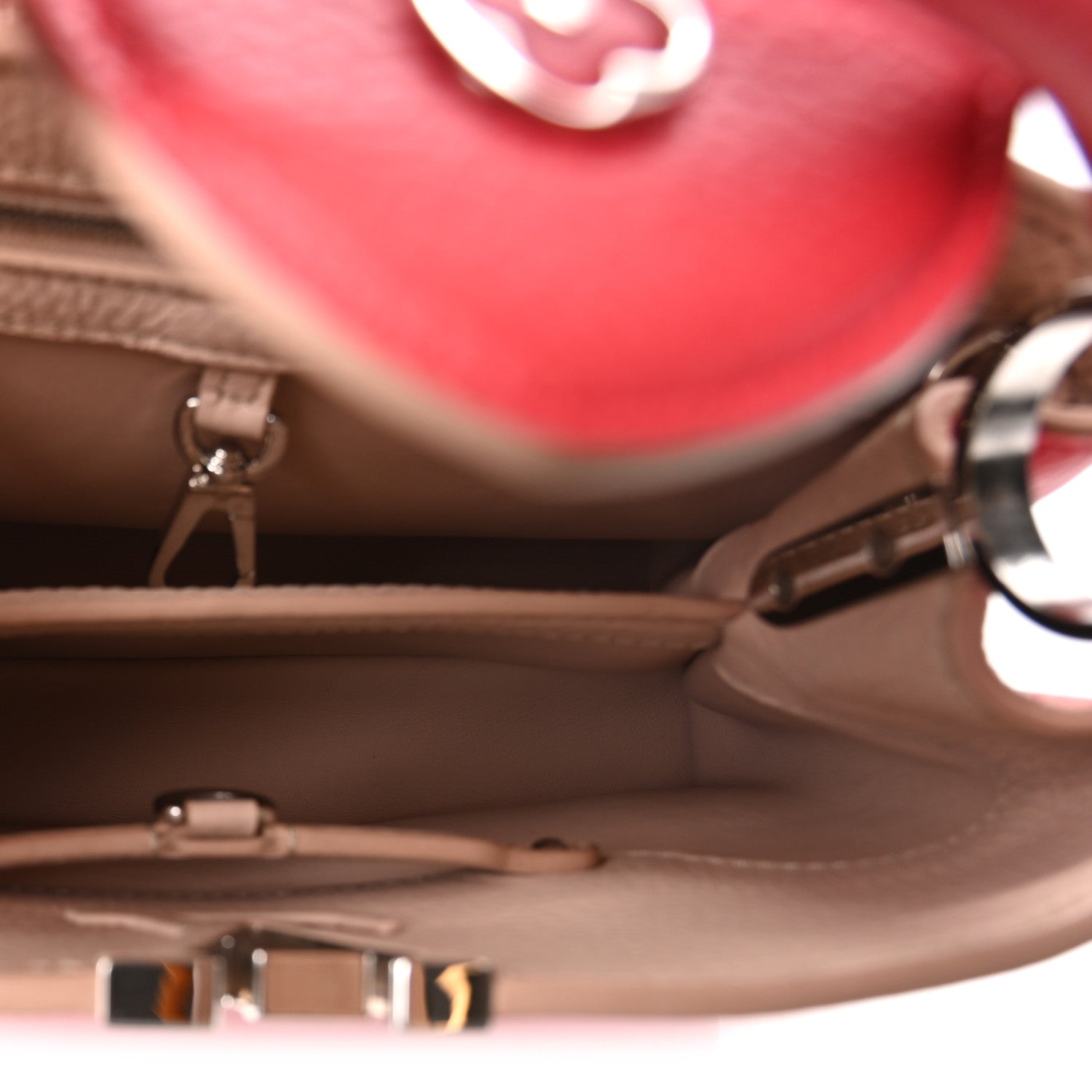 Louis Vuitton Taurillon Capucines BB Fuchsia 5 of 9