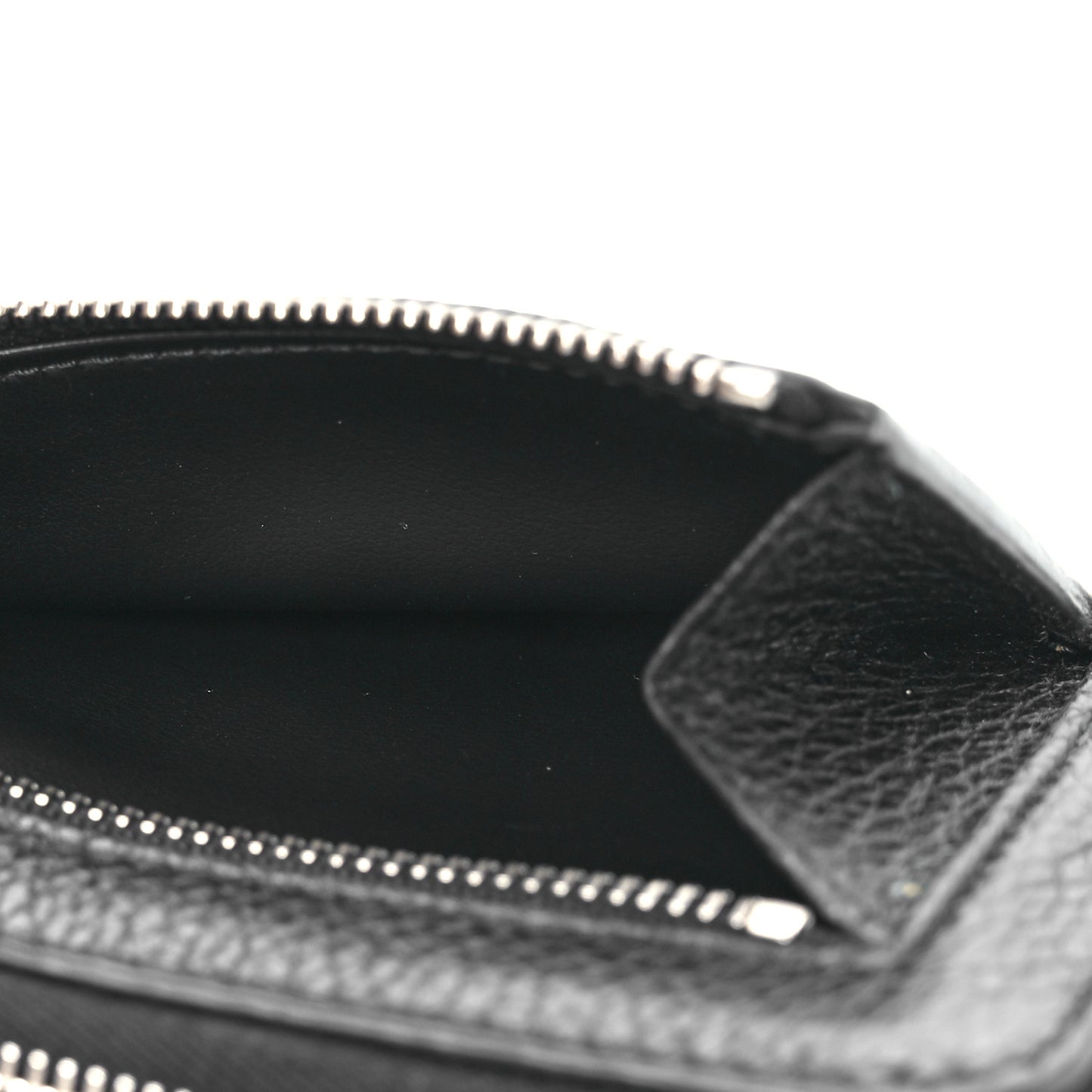 Vitello Daino Triangle Zip Around Keychain Black