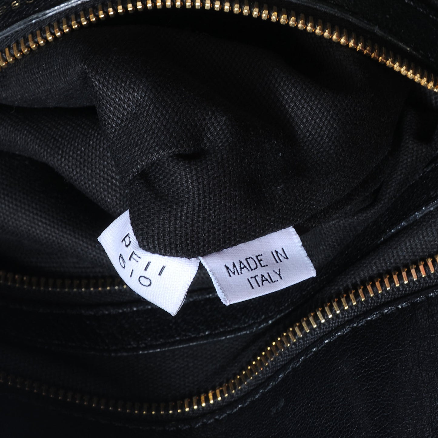 Leather Quilted Astor Shoulder Bag Black