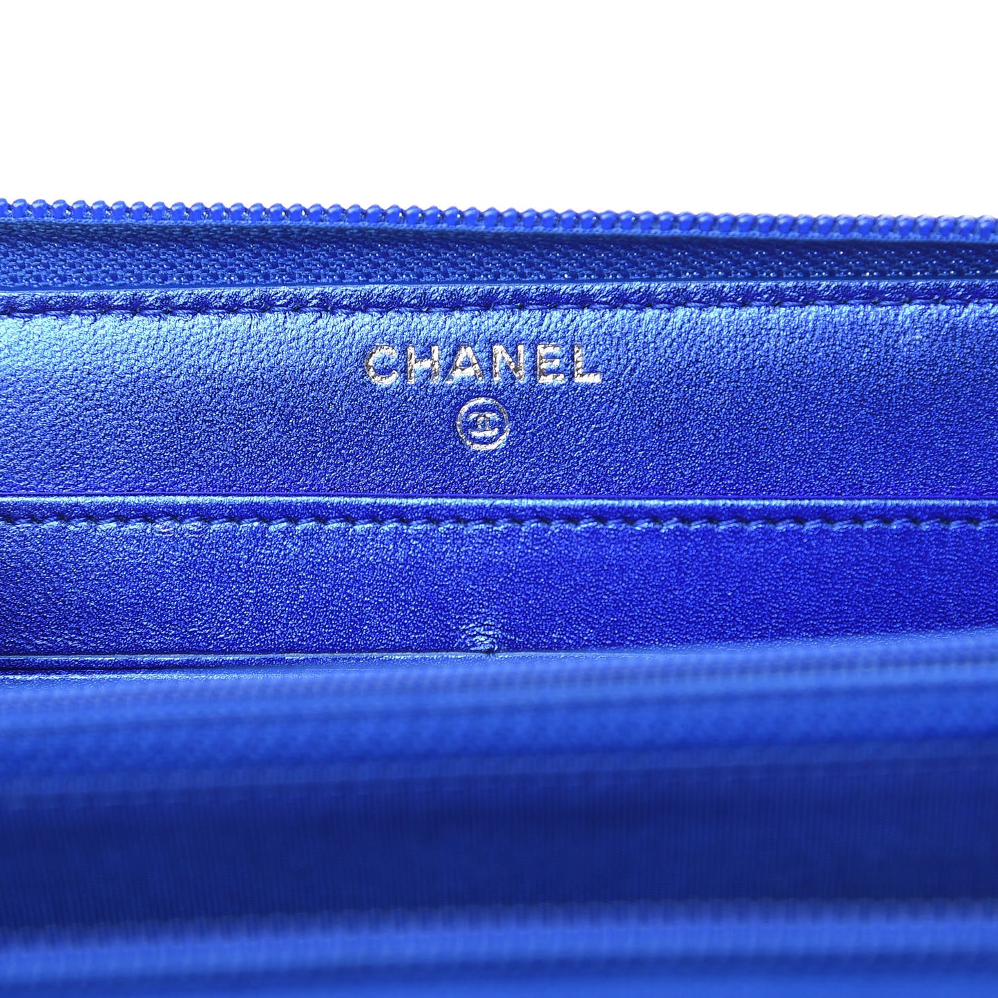 Metallic Patent Calfskin Quilted Boy L-Gusset Zip Wallet Blue