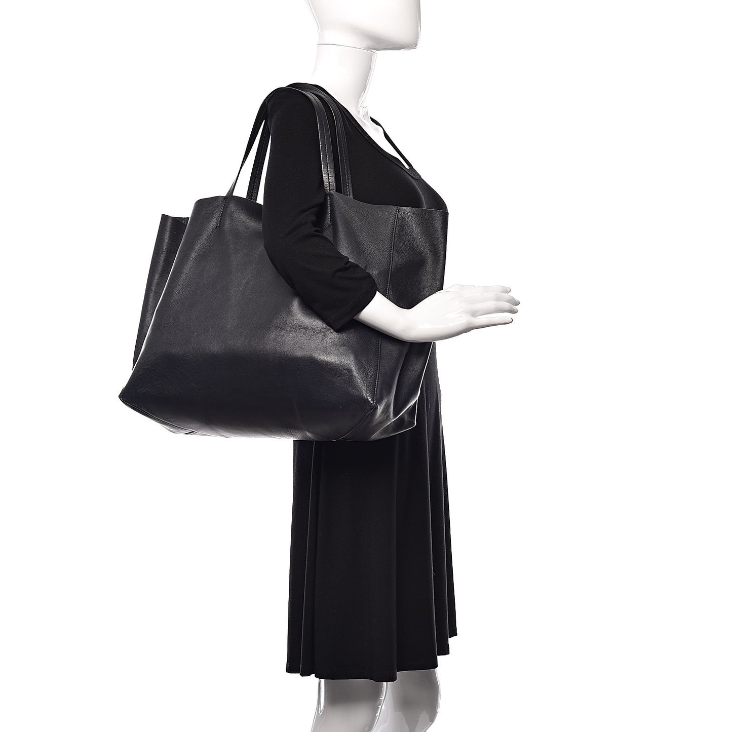 Grained Calfskin Horizontal Cabas Black