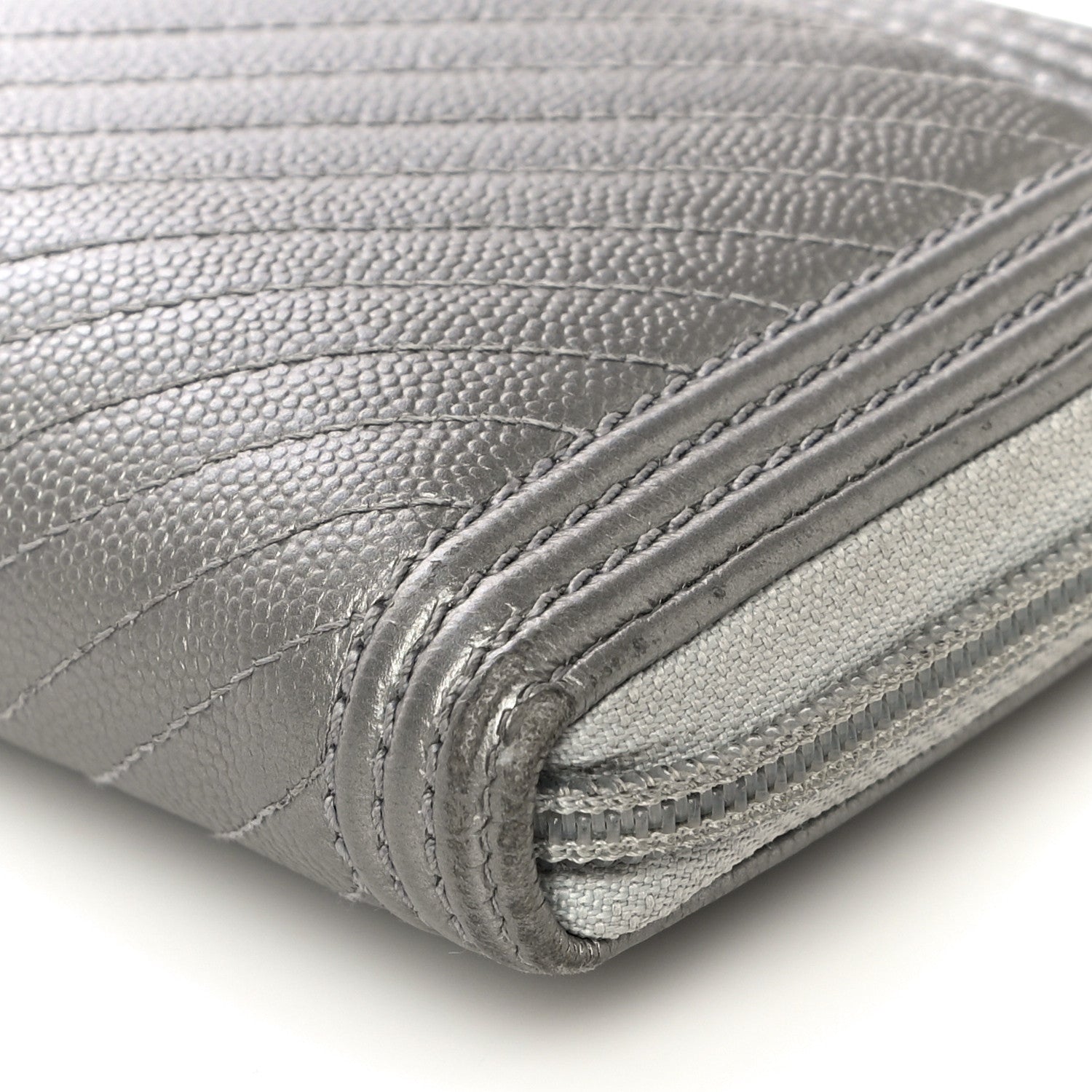 Chanel Metallic Caviar Chevron Quilted Boy Small Zip Around Wallet Silver 11 of 17