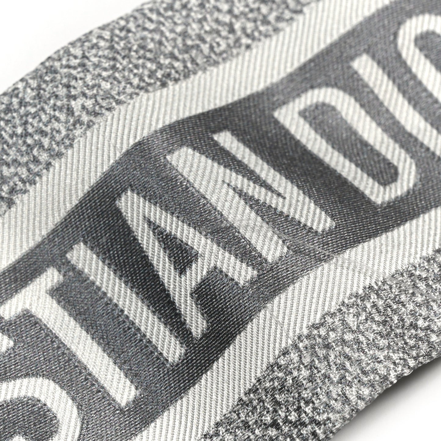 Silk  Rêve d'infini Mitzah Scarf Grey