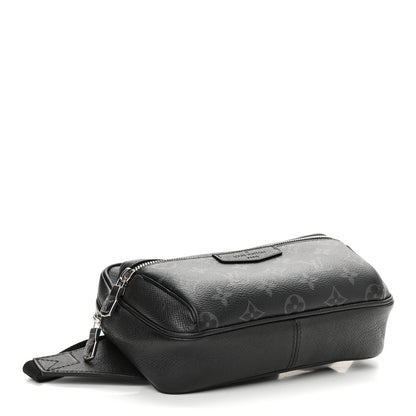 Louis Vuitton Taiga Monogram Outdoor Bumbag Black 4 of 12