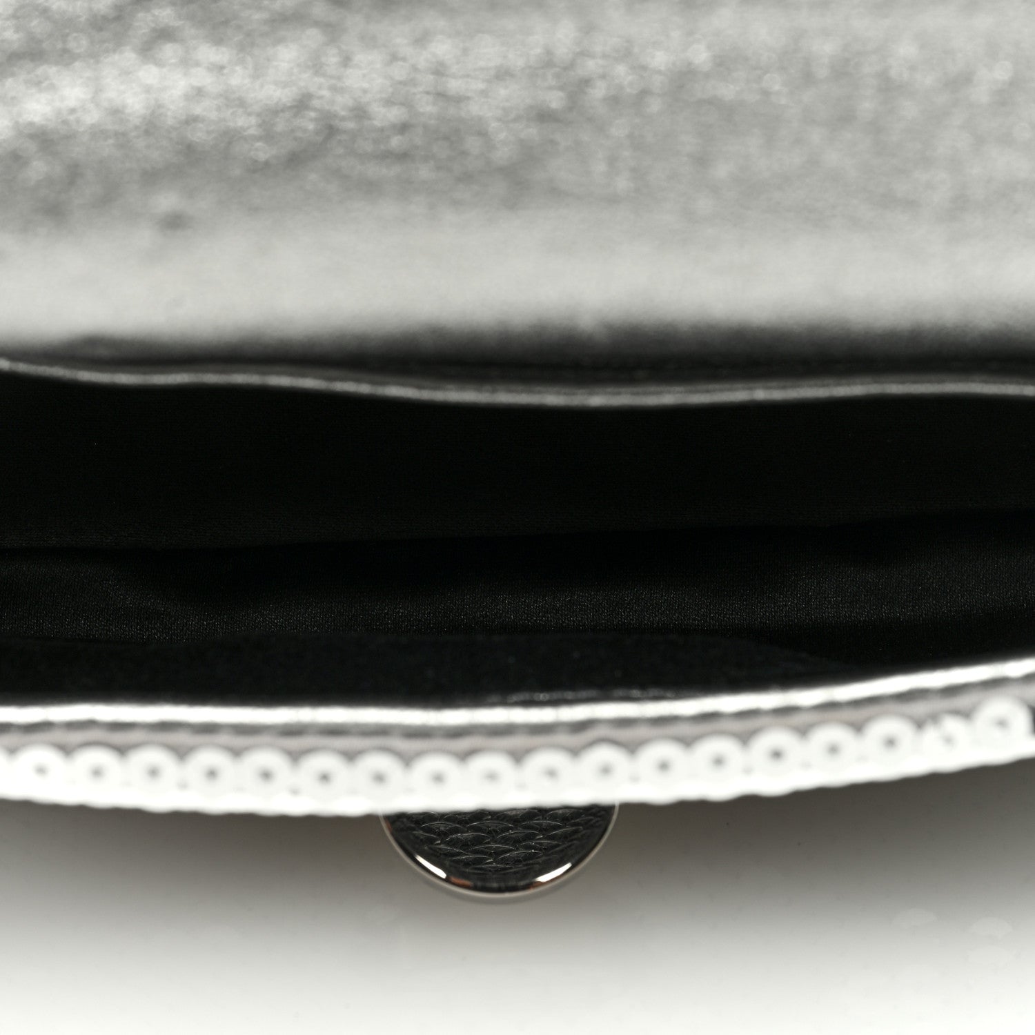 Miu Miu Paillettes Crystal Sequin Flap Argento 5 of 9